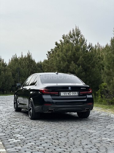 BMW 530e-4