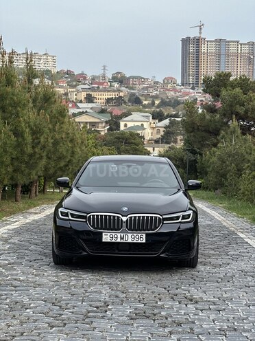 BMW 530e-1