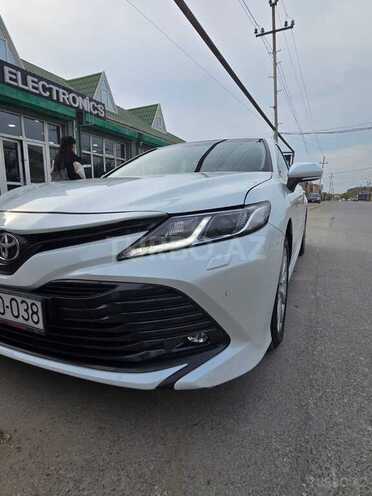 Toyota Camry-10