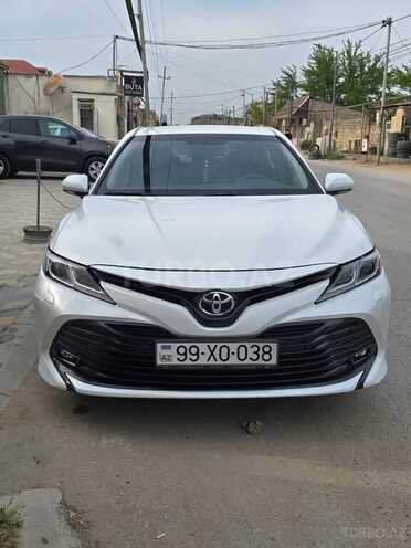Toyota Camry-1