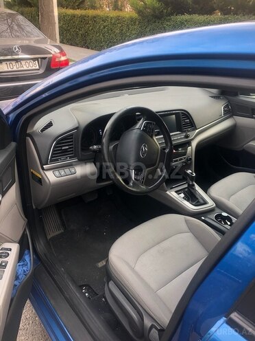 Hyundai Elantra 2017, 136,000 km - 2.0 l - Bakı