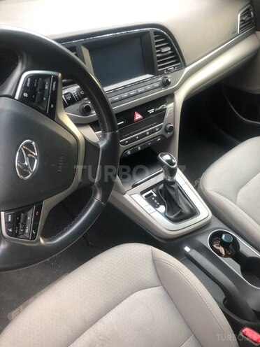 Hyundai Elantra 2017, 136,000 km - 2.0 l - Bakı