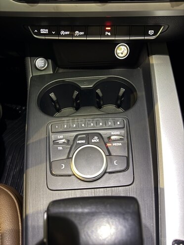 Audi A4 2016, 239,000 km - 2.0 l - Bakı