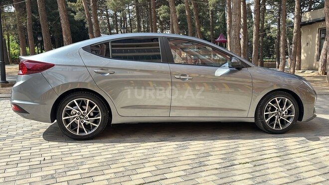 Hyundai Avante 2019, 178,000 km - 1.6 l - Bakı