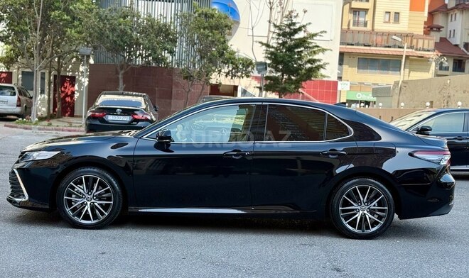 Toyota Camry-4