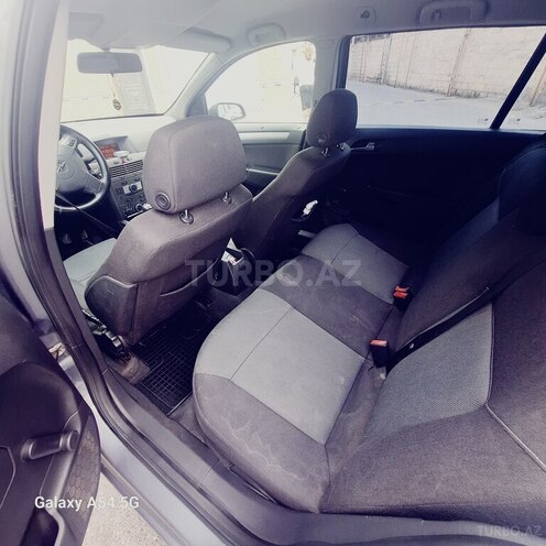 Opel Astra 2006, 240,000 km - 1.4 l - Bakı