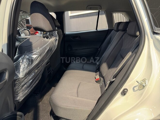Toyota Corolla Cross-15