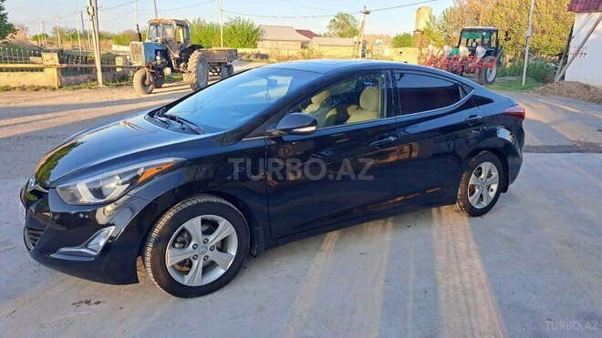 Hyundai Elantra 2015, 129,980 km - 1.8 л - Bərdə