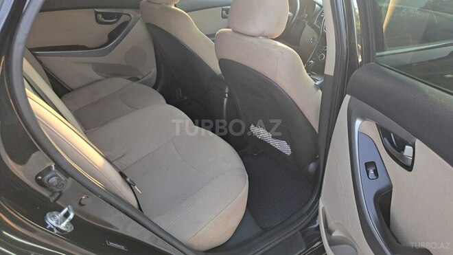 Hyundai Elantra 2015, 129,980 km - 1.8 л - Bərdə