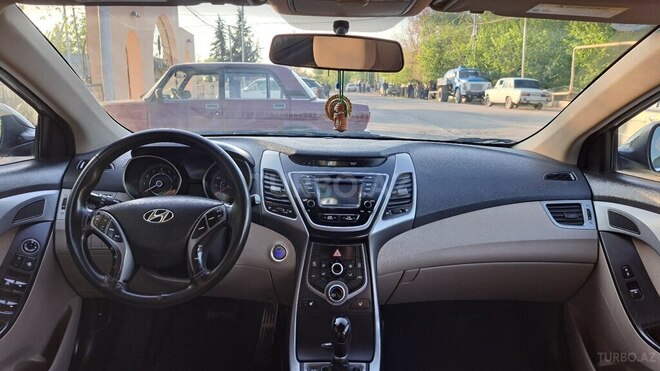 Hyundai Elantra 2015, 129,980 km - 1.8 л - Bərdə