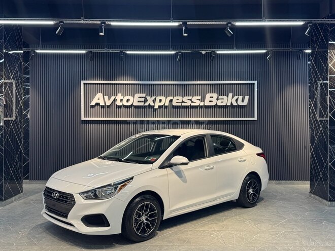 Hyundai Accent-1