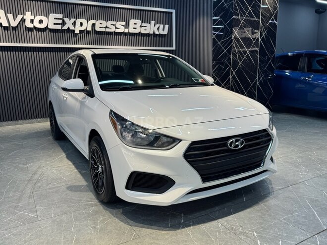 Hyundai Accent-3