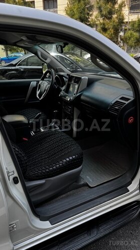 Toyota Land Cruiser Prado 2010, 250,000 km - 2.7 l - Bakı