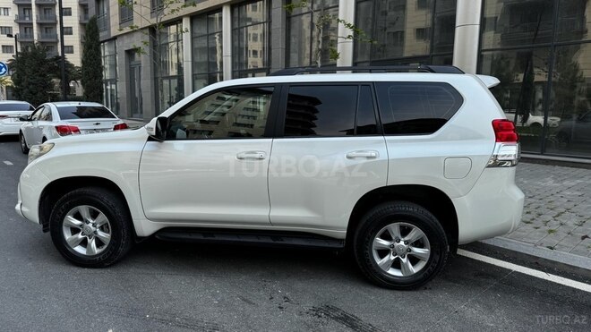 Toyota Land Cruiser Prado 2010, 250,000 km - 2.7 l - Bakı