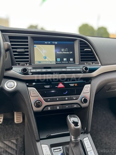 Hyundai Avante 2016, 191,400 km - 1.6 l - Bakı