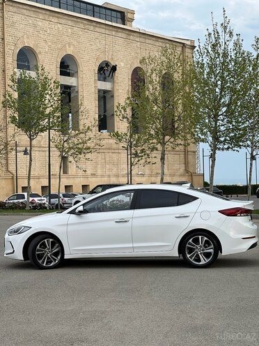 Hyundai Avante 2016, 191,400 km - 1.6 l - Bakı