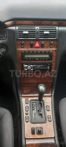 Mercedes E 240 1998, 365,223 km - 2.4 l - Sumqayıt