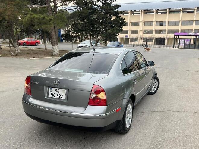 Volkswagen Passat 2004, 263,273 km - 1.8 л - Sumqayıt