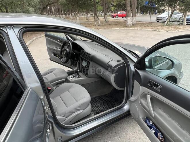 Volkswagen Passat 2004, 263,273 km - 1.8 л - Sumqayıt