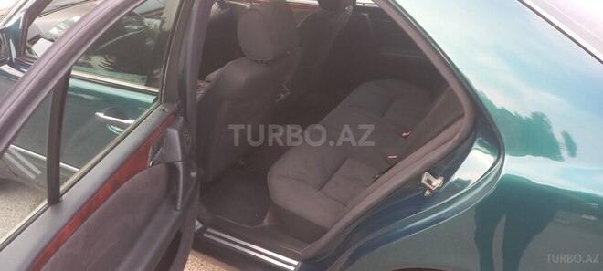 Mercedes E 240 1998, 365,223 km - 2.4 l - Sumqayıt