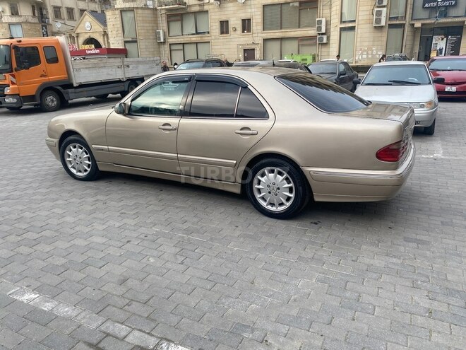 Mercedes E 220 d 2000, 485,316 km - 2.2 l - Bakı