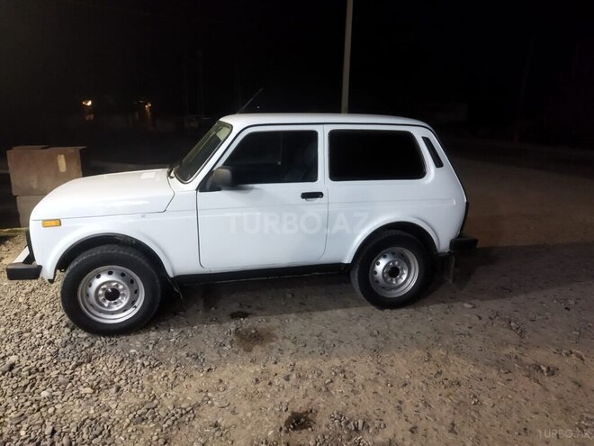 LADA (VAZ) Niva 2011, 150,000 km - 1.7 л - Saatlı