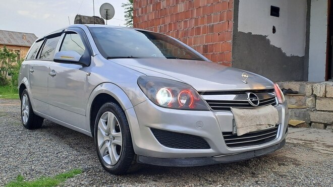 Opel Astra 2009, 290,000 km - 1.3 l - Masallı
