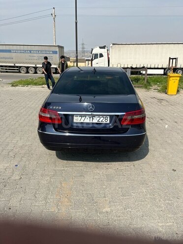 Mercedes E 220 d 2010, 300,000 km - 2.2 l - Bakı