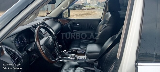 Infiniti QX56 2011, 165,800 km - 5.6 l - Bakı