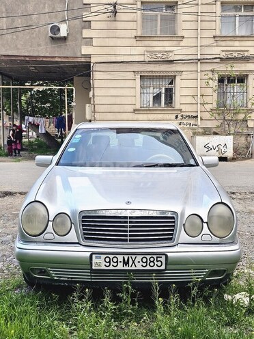 Mercedes E 240 1998, 250,000 km - 2.4 л - Gəncə