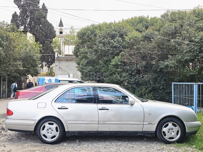 Mercedes E 240 1998, 250,000 km - 2.4 л - Gəncə