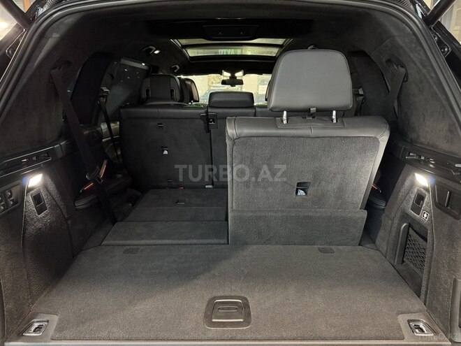 BMW X7-18