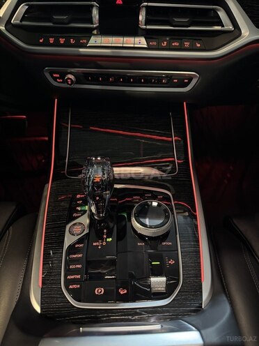 BMW X7-16