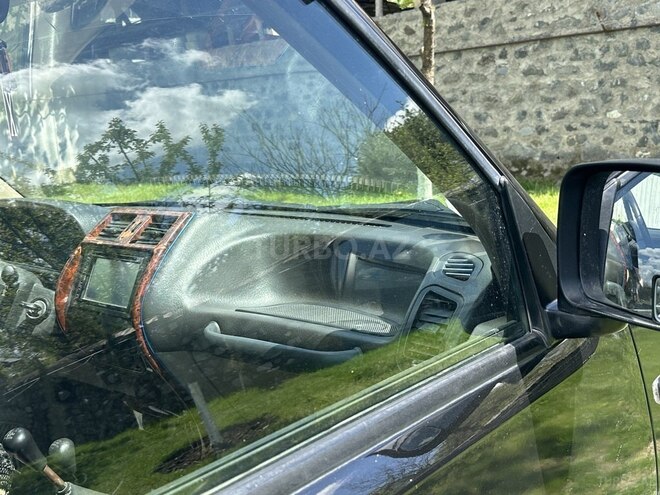Nissan Terrano 2012, 320,000 km - 2.4 l - Oğuz
