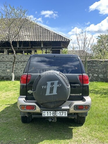 Nissan Terrano 2012, 320,000 km - 2.4 l - Oğuz