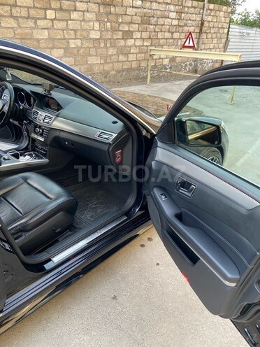 Mercedes E 220 d 2014, 234,000 km - 2.2 l - Bakı