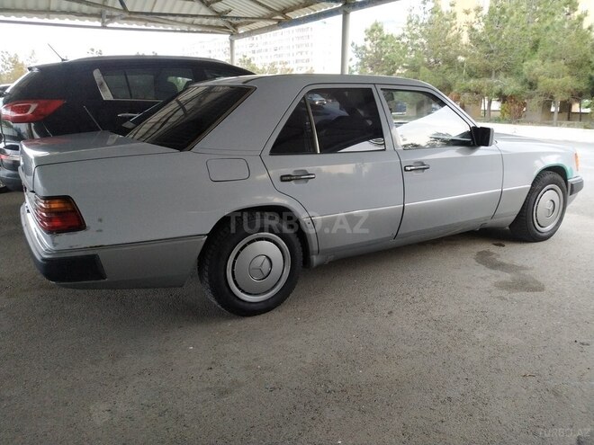 Mercedes E 200 d 1991, 295,000 km - 2.0 l - Bakı