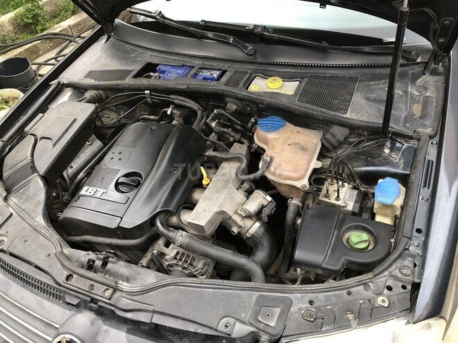 Volkswagen Passat 2002, 325,009 km - 1.8 l - Bakı