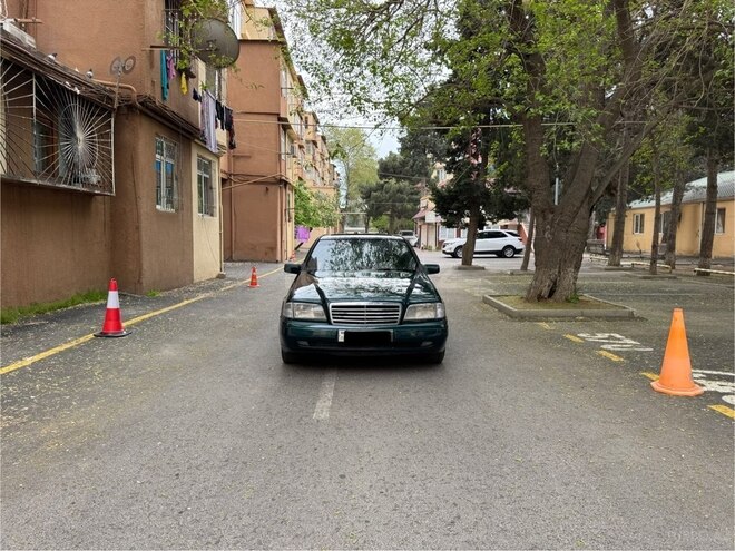 Mercedes C 180 1995, 345,457 km - 1.8 l - Bakı