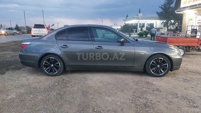 BMW 530 2005, 230,000 km - 3.0 l - Bakı