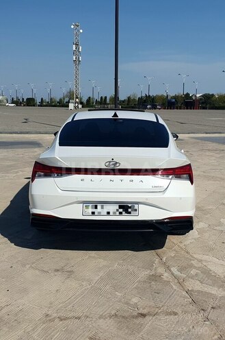 Hyundai Elantra 2021, 84,000 km - 2.0 l - Bakı