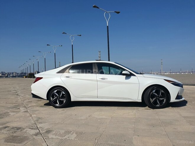 Hyundai Elantra 2021, 84,000 km - 2.0 l - Bakı