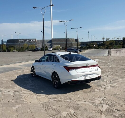 Hyundai Elantra 2021, 84,000 km - 2.0 l - Bakı