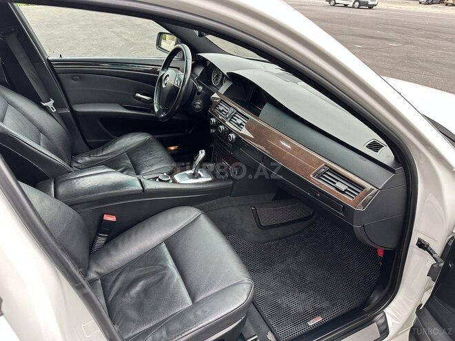 BMW 525 2007, 192,000 km - 2.5 l - Göyçay