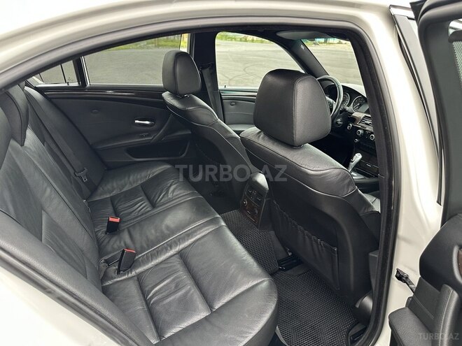 BMW 525 2007, 192,000 km - 2.5 l - Göyçay