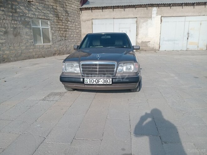 Mercedes E 260 1990, 375,000 km - 2.6 l - Sumqayıt