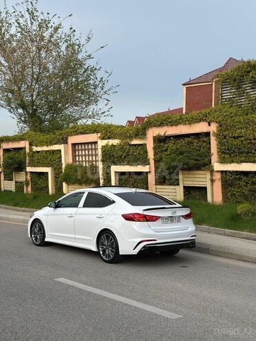 Hyundai Elantra 2018, 84,000 km - 1.6 л - Bakı