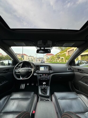 Hyundai Elantra 2018, 84,000 km - 1.6 л - Bakı
