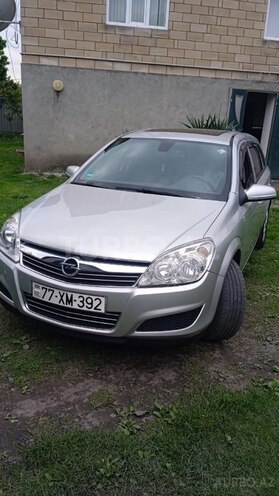 Opel Astra 2009, 204,173 km - 1.4 l - Zaqatala