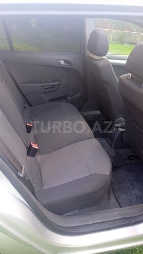 Opel Astra 2009, 204,173 km - 1.4 l - Zaqatala